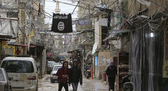 Two suicide bombers kill six people and injure 13 in Eastern Lebanon